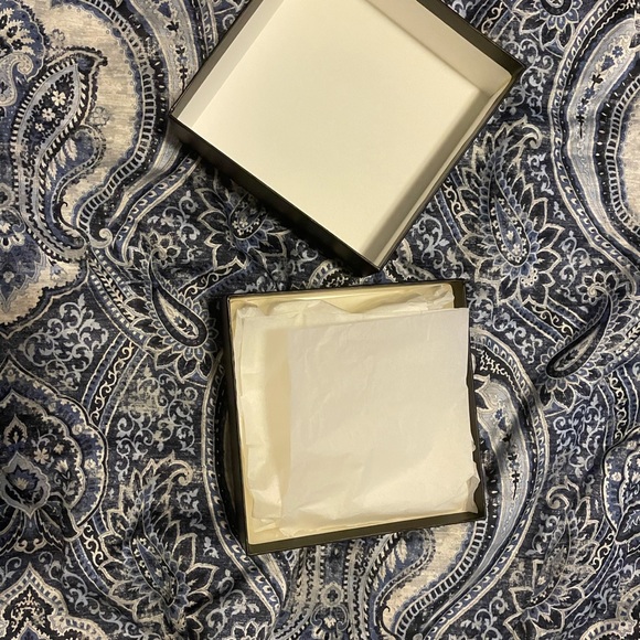 Gift Box - Picture 2 of 2